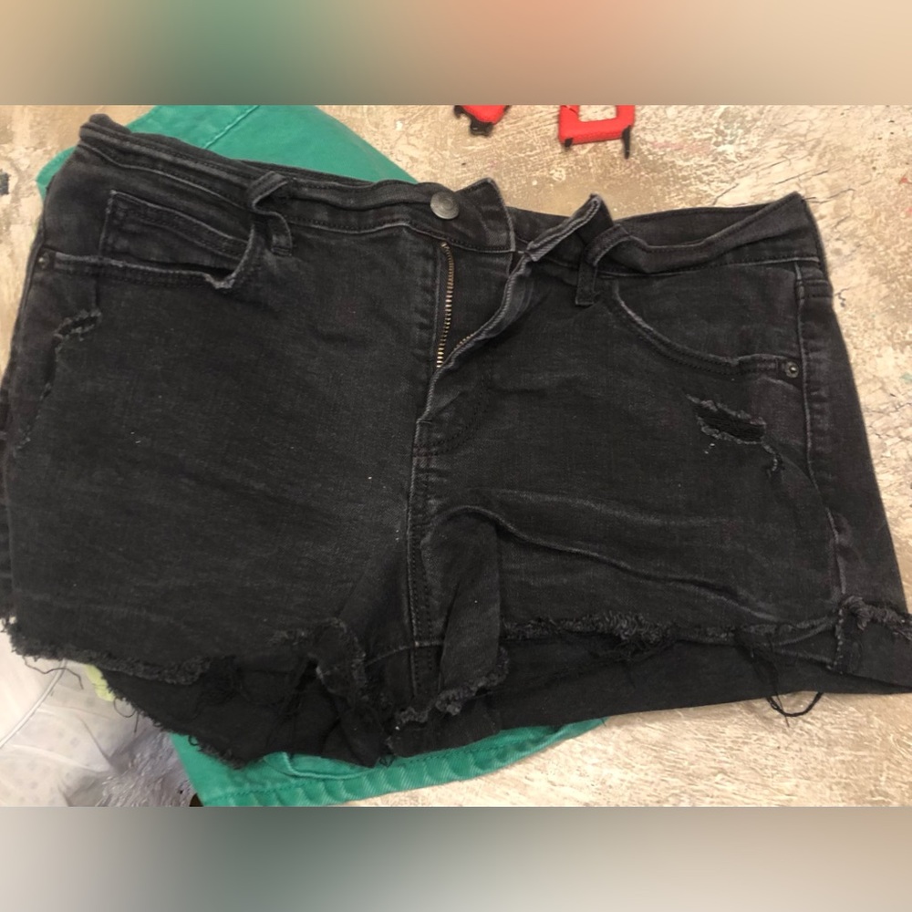 🖤CUT OFF SHORTS🖤